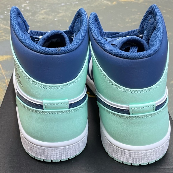 Nike Air Jordan 1 Mid Blue Mint 554724-413 10 Retro Tiffany Igloo Green Navy - Picture 6 of 10